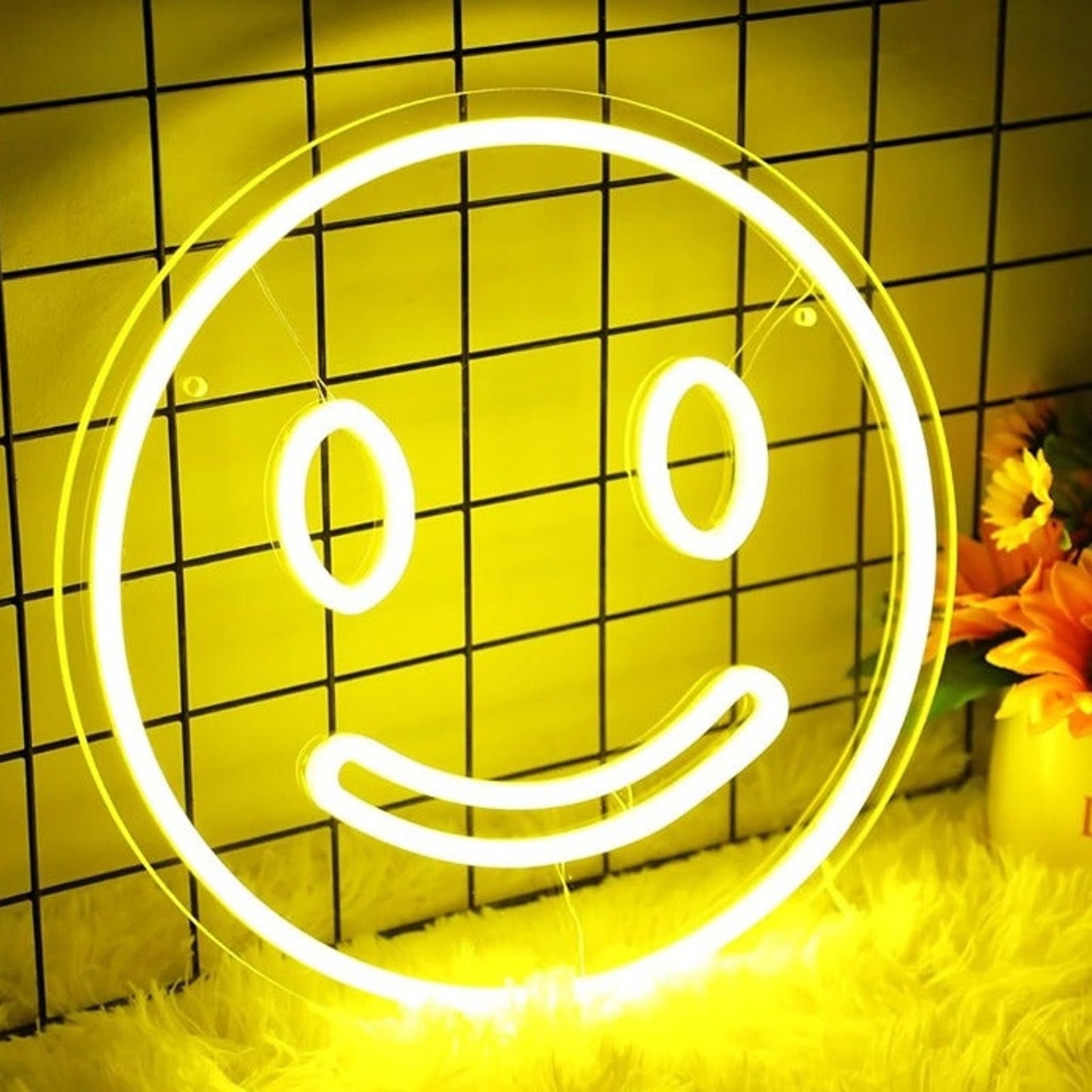 Fun Vivid Bright Simple Smiley Face LED Night Light Room Wall Decor