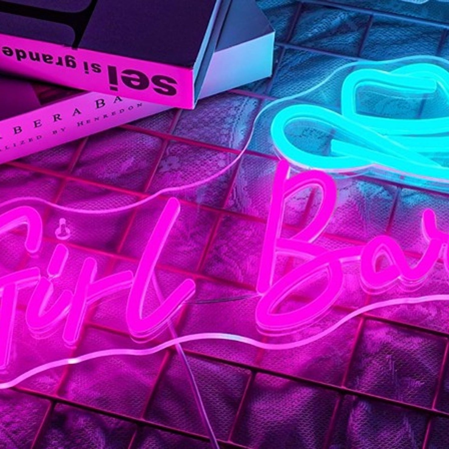 Fun Bright Pink / Blue Girls Bar Cow Girl Hat LED Night Light Room Wall Decor