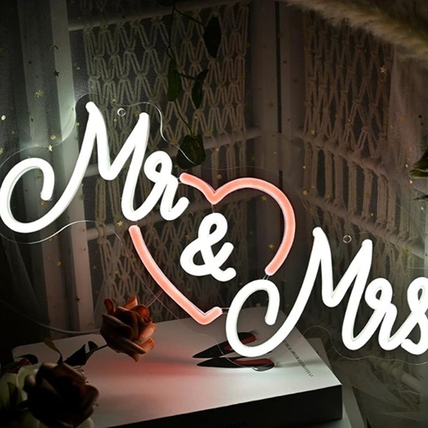 Lovely Bright Heart Mr. & Mrs. LED Night Light Room Wall Wedding Decoration