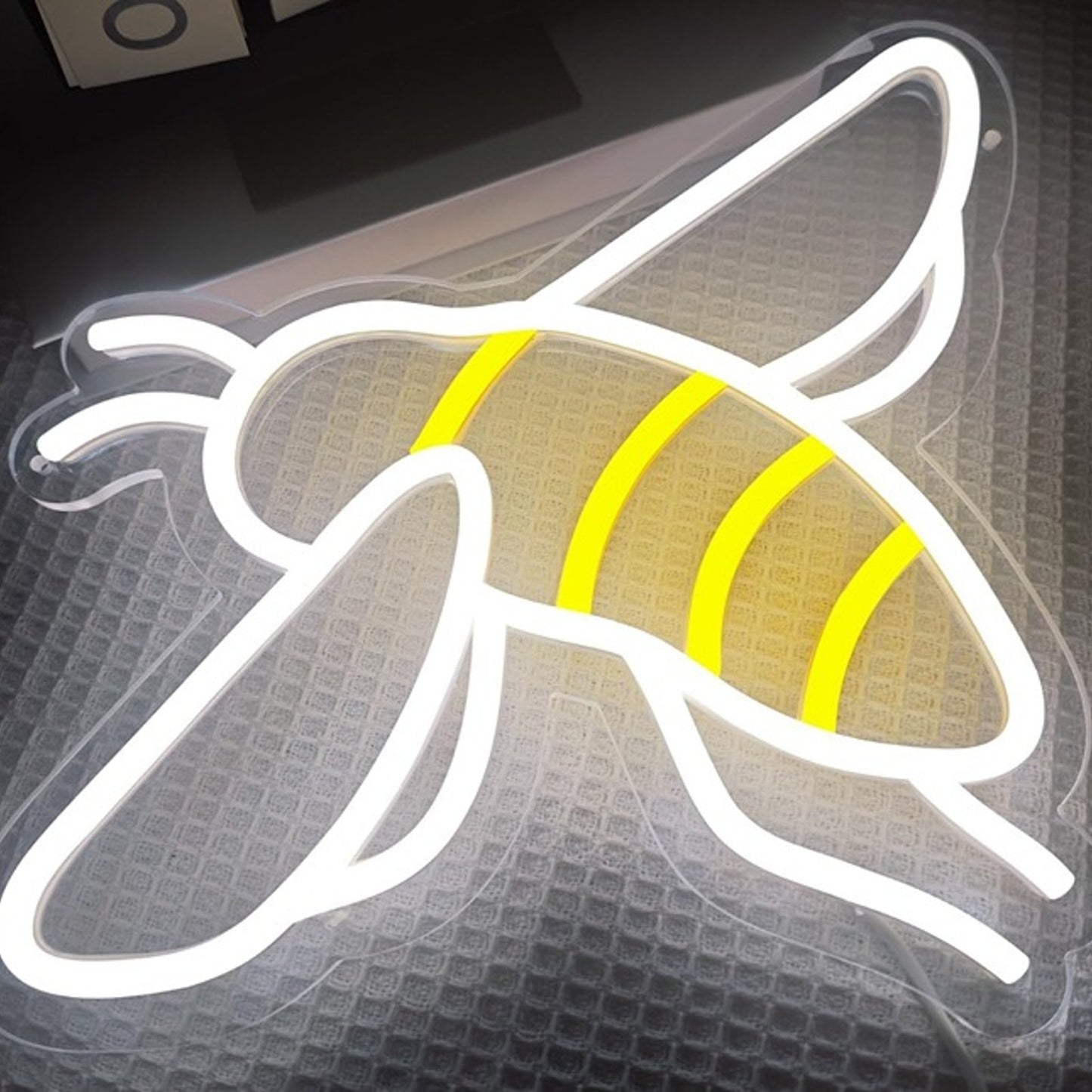 Lovely Bright White / Yellow Bumble Bee LED Night Light Room Wall Decor