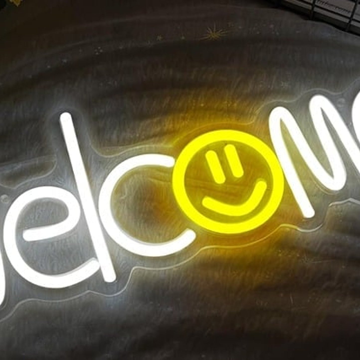Lovely Bright Welcome Yellow Smiley Face LED Night Light Room Wall Decoration