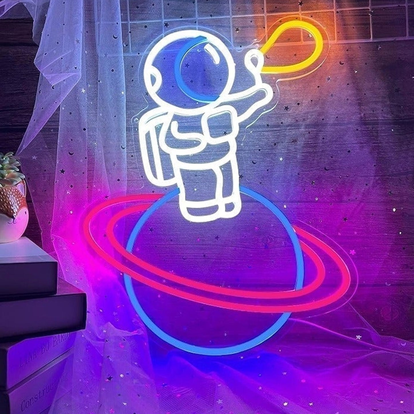 Fun Vivid Bright Baby Astronaut Blowing Bubble on Planet LED Night Light Space D