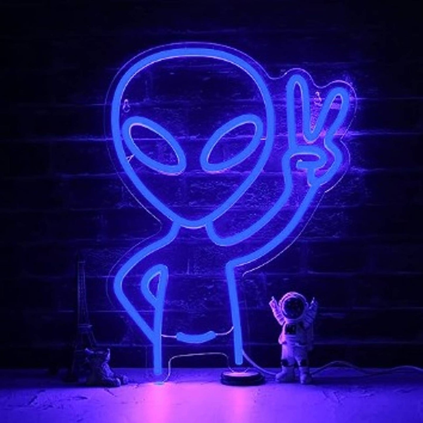 Fun Bright Blue Peaceful Alien Kid LED Night Light Room Wall Decoration