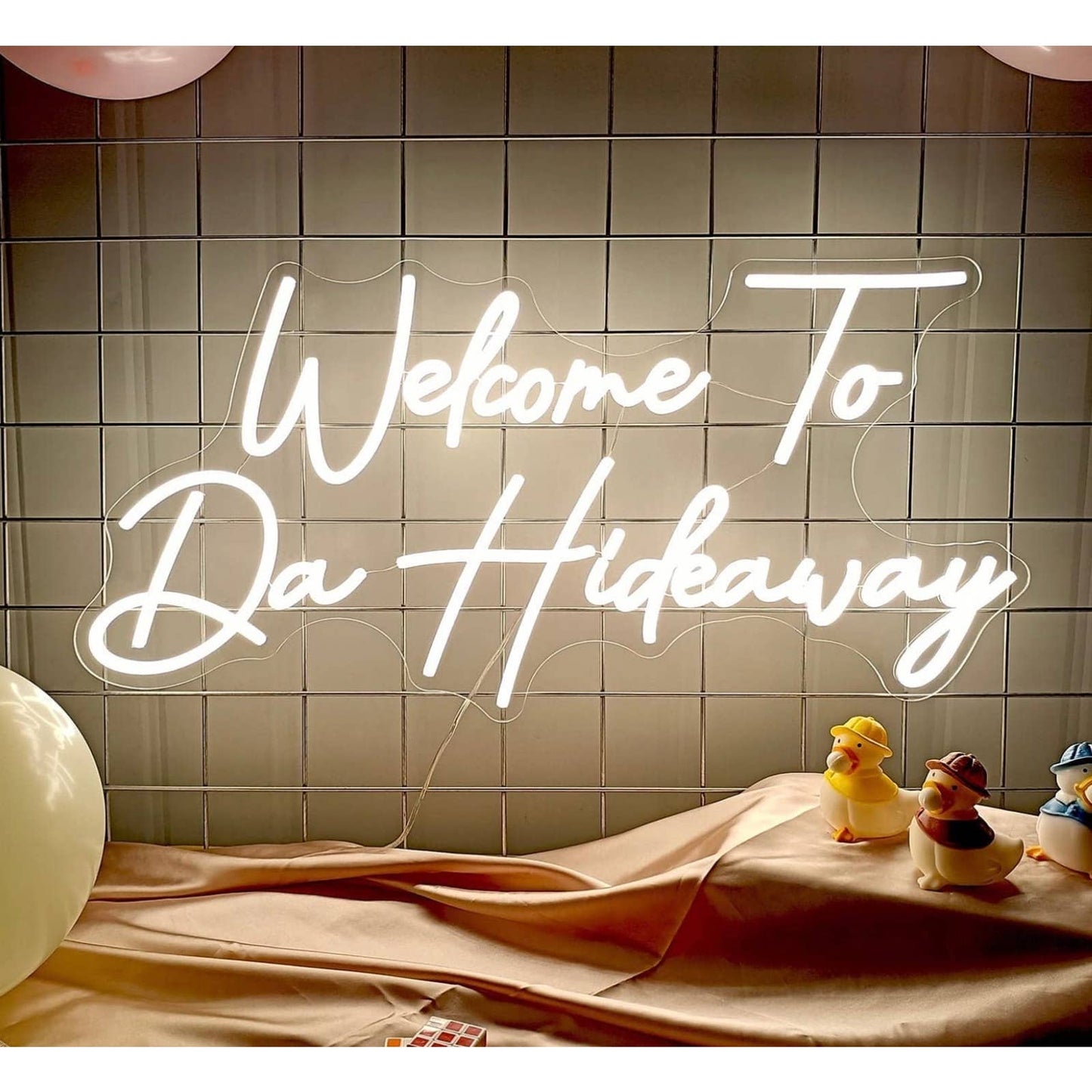 Lovely Bright White “Welcome to the Hideaway” LED Night Light Room Wall Decor