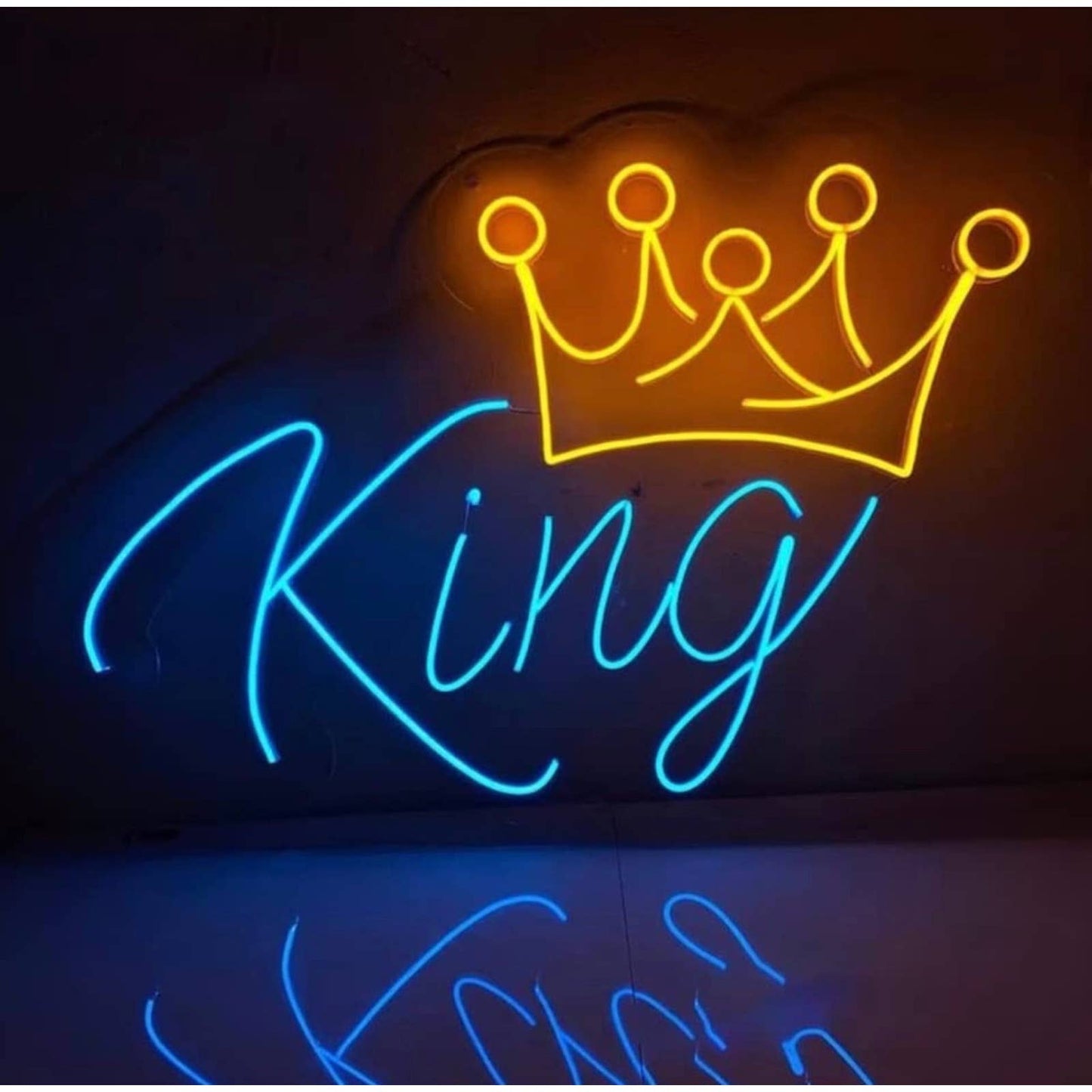 Lovely Bright Blue Yellow King Crown LED Night Light Room Wall Decoration