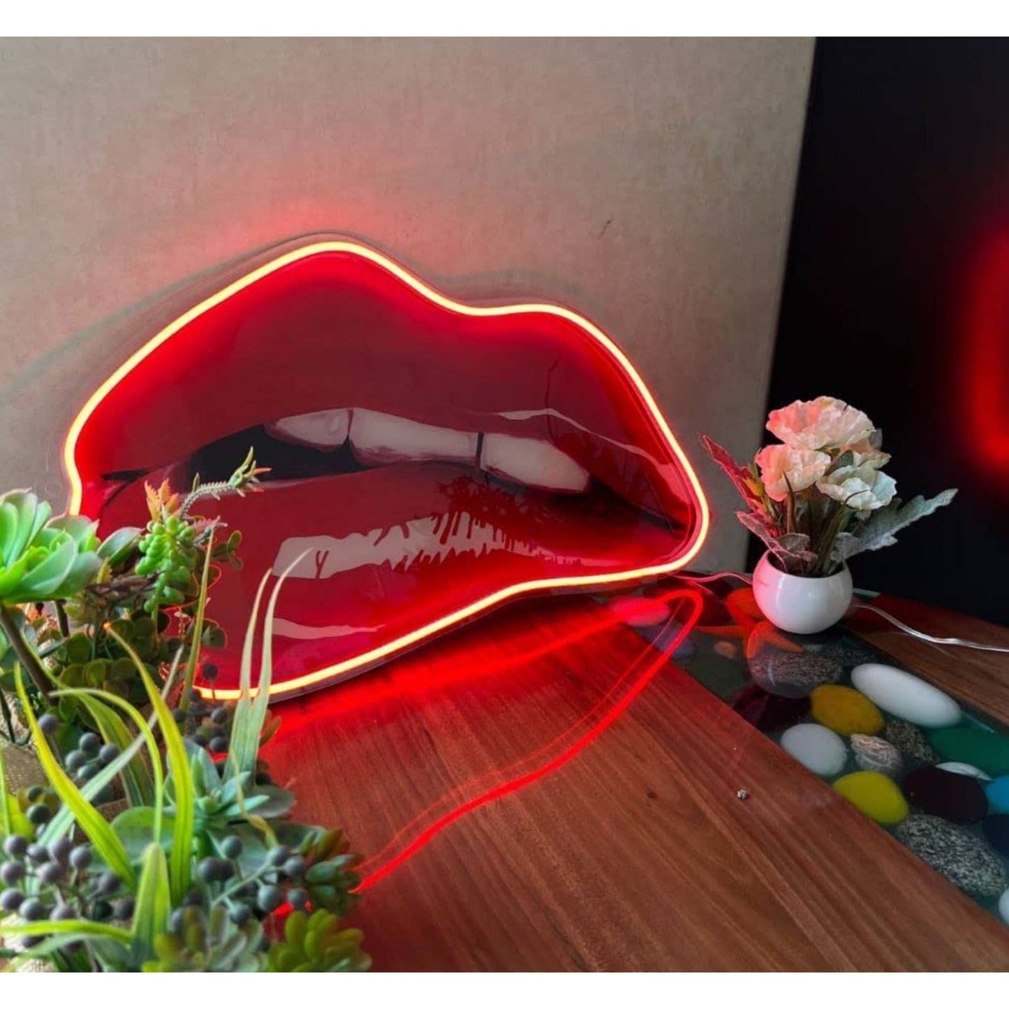 Large Bright Quality Red Realistic Biting Lips LED Night Light Room Wall Decorat