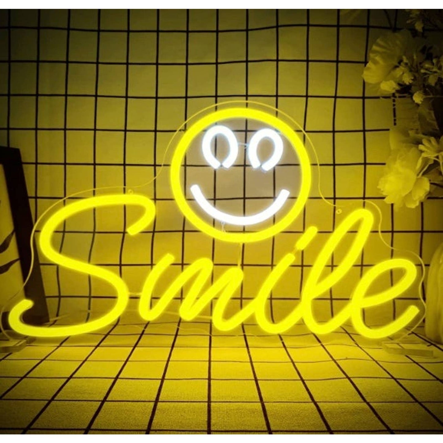Positive Vivid Bright Yellow Smile Smiley Face LED Night Light Room Wall Decorat