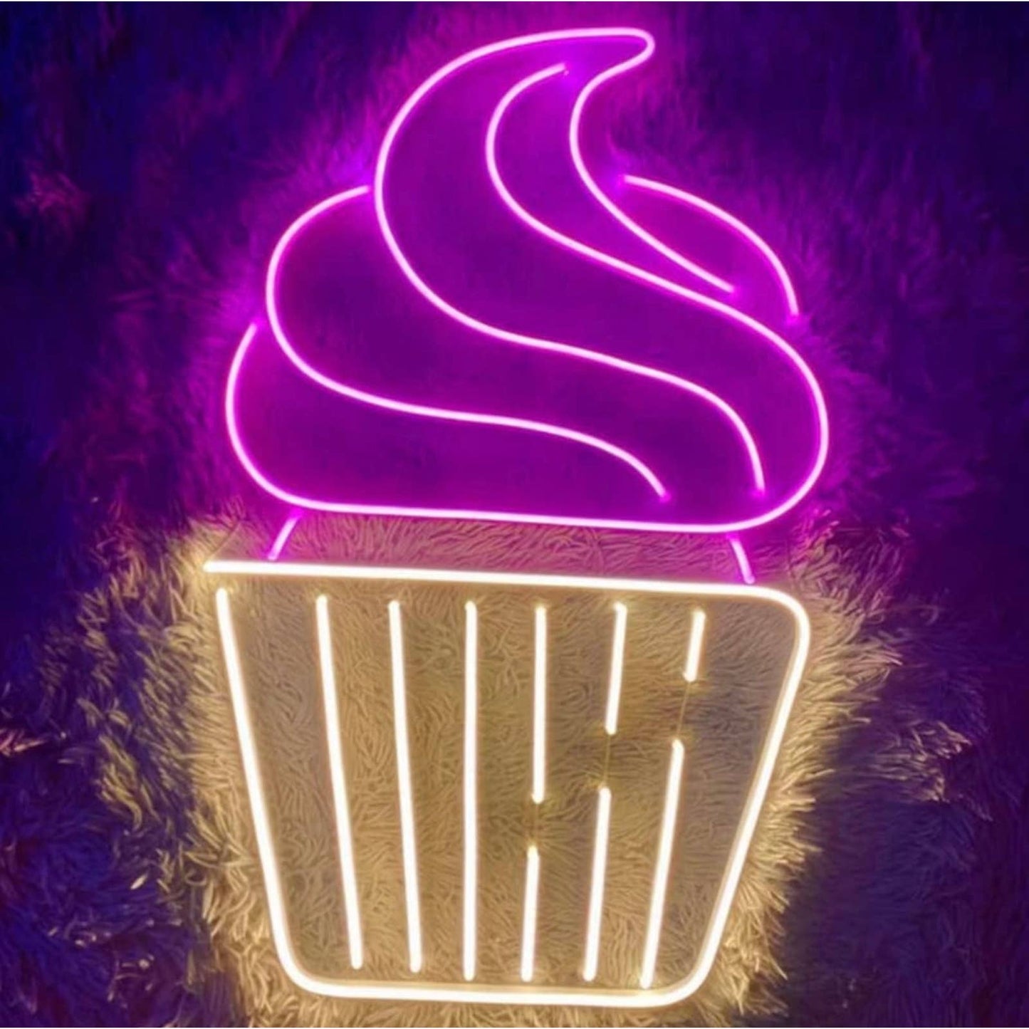 Lovely Tasty Bright Pink Icing Cupcake LED Night Light Room Wall Decoration