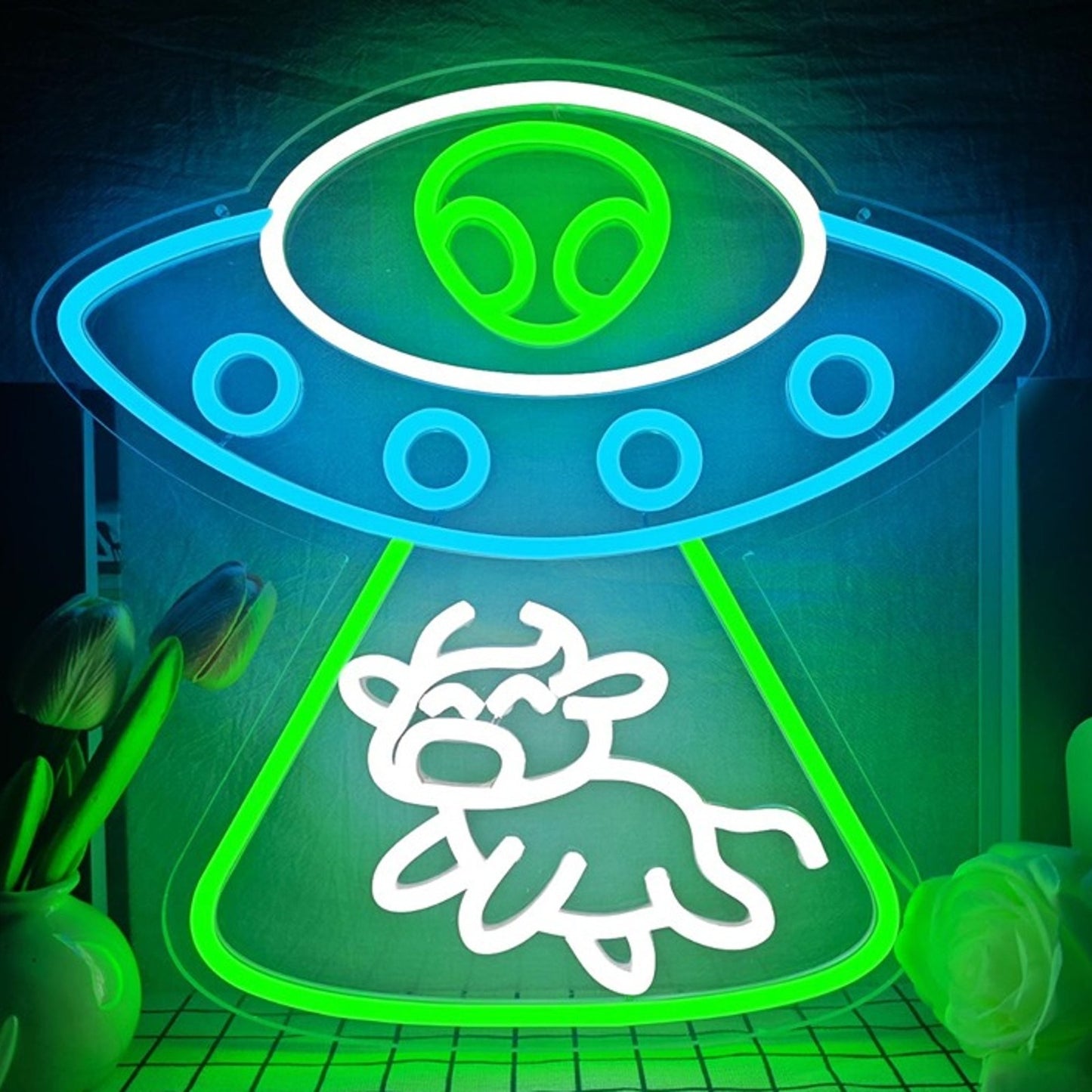 Fun Bright Alien in a Spaceship UFO Abducting a Cow LED Night Light Room Decor