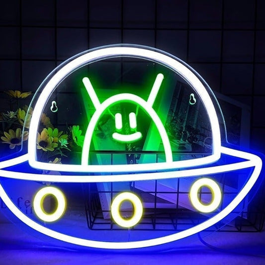 Cute Vivid Bright Baby Alien in a Space Ship LED Night Light Room Wall Decor