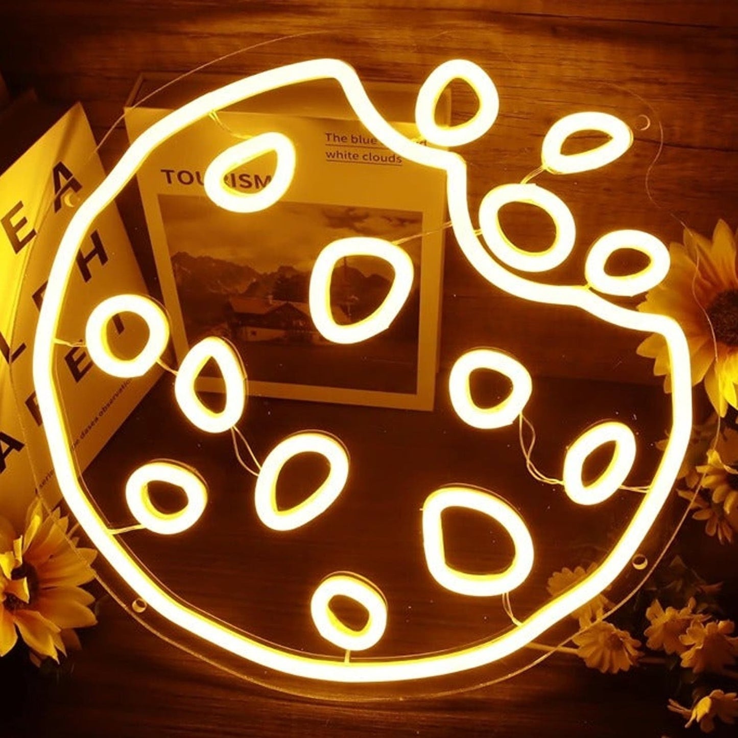 Tasty Fun Bright Golden Chocolate Chip Cookie LED Night Light Room Wall Decor