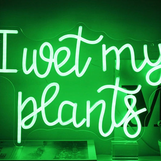 Fun Bright Green “I Wet My Plants” LED Night Light Room Wall Decoration