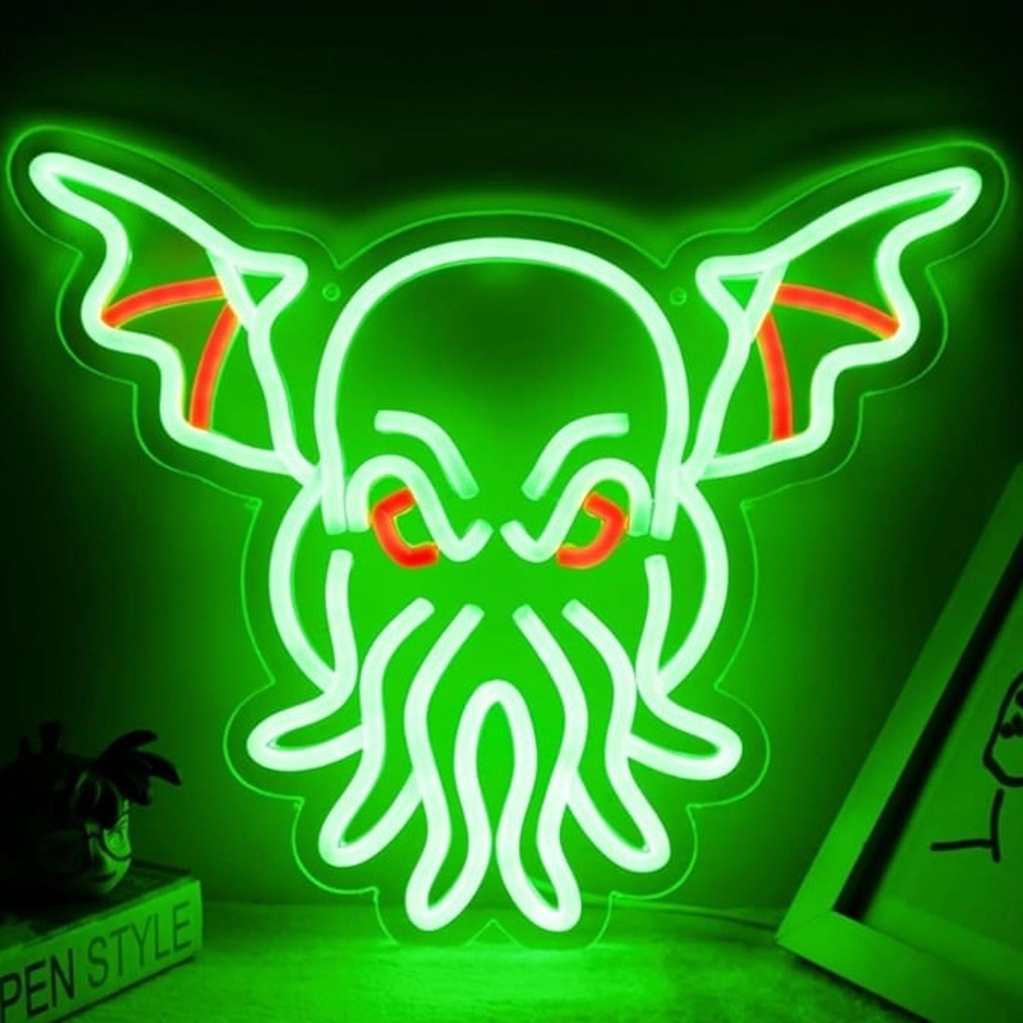 Vivid Bright Green Cthulhu Squid Octopus Monster LED Night Light Room Wall Decor