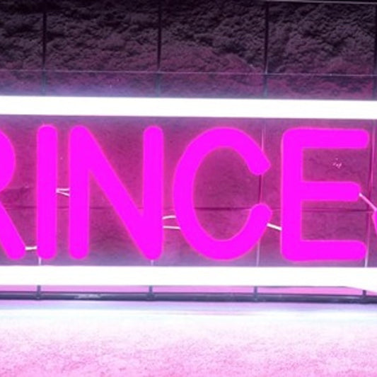 Fun Bright Pink / White “Princess” LED Night Light Room Wall Decoration