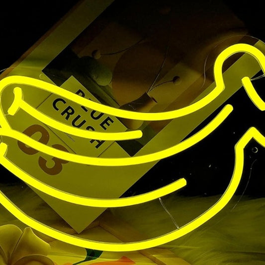 Tasty Bright Yellow Pair of Bananas LED Night Light Fruit Room Wall Decoration