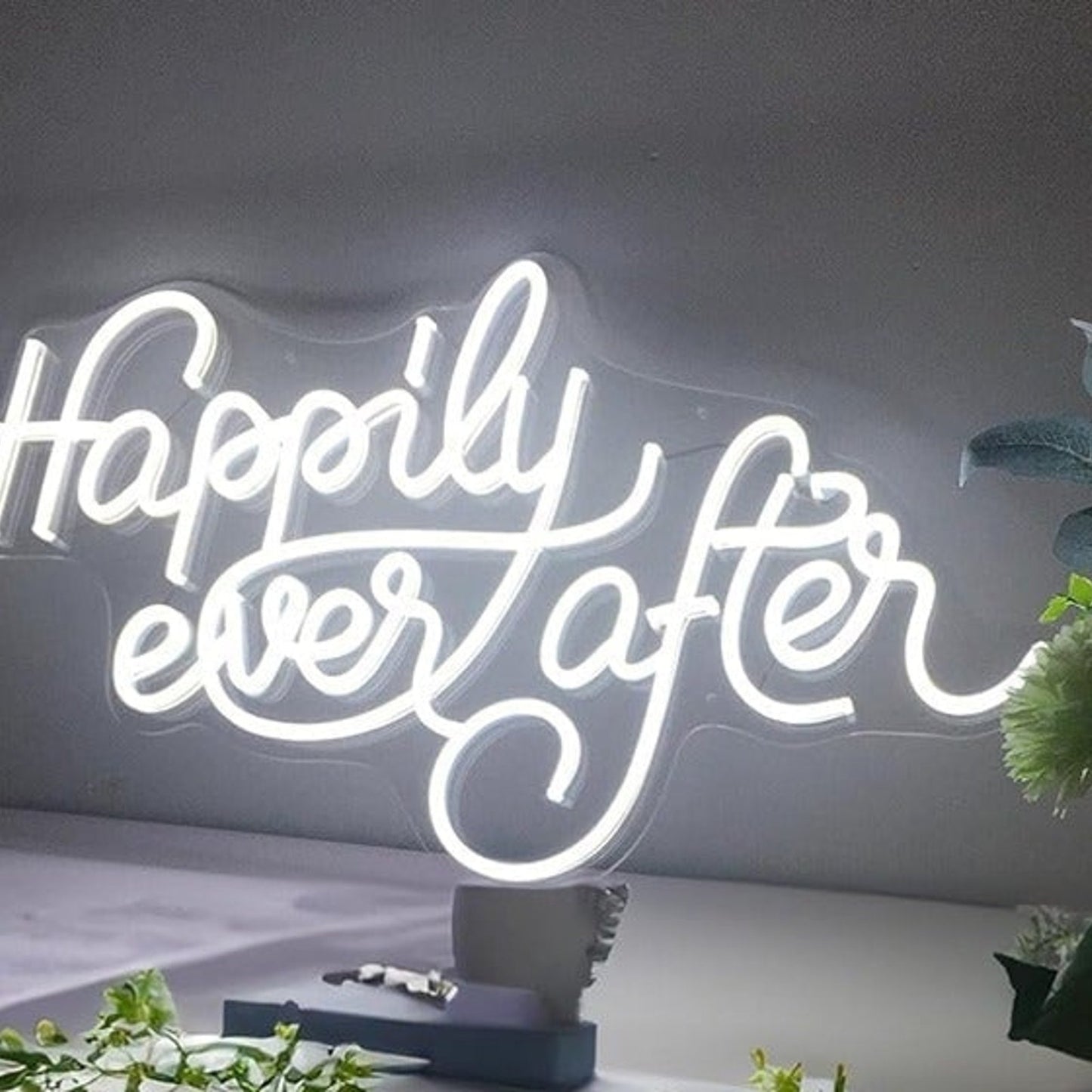 Lovely Vivid Bright White “Happily Ever After” LED Night Light Room Wall Decor