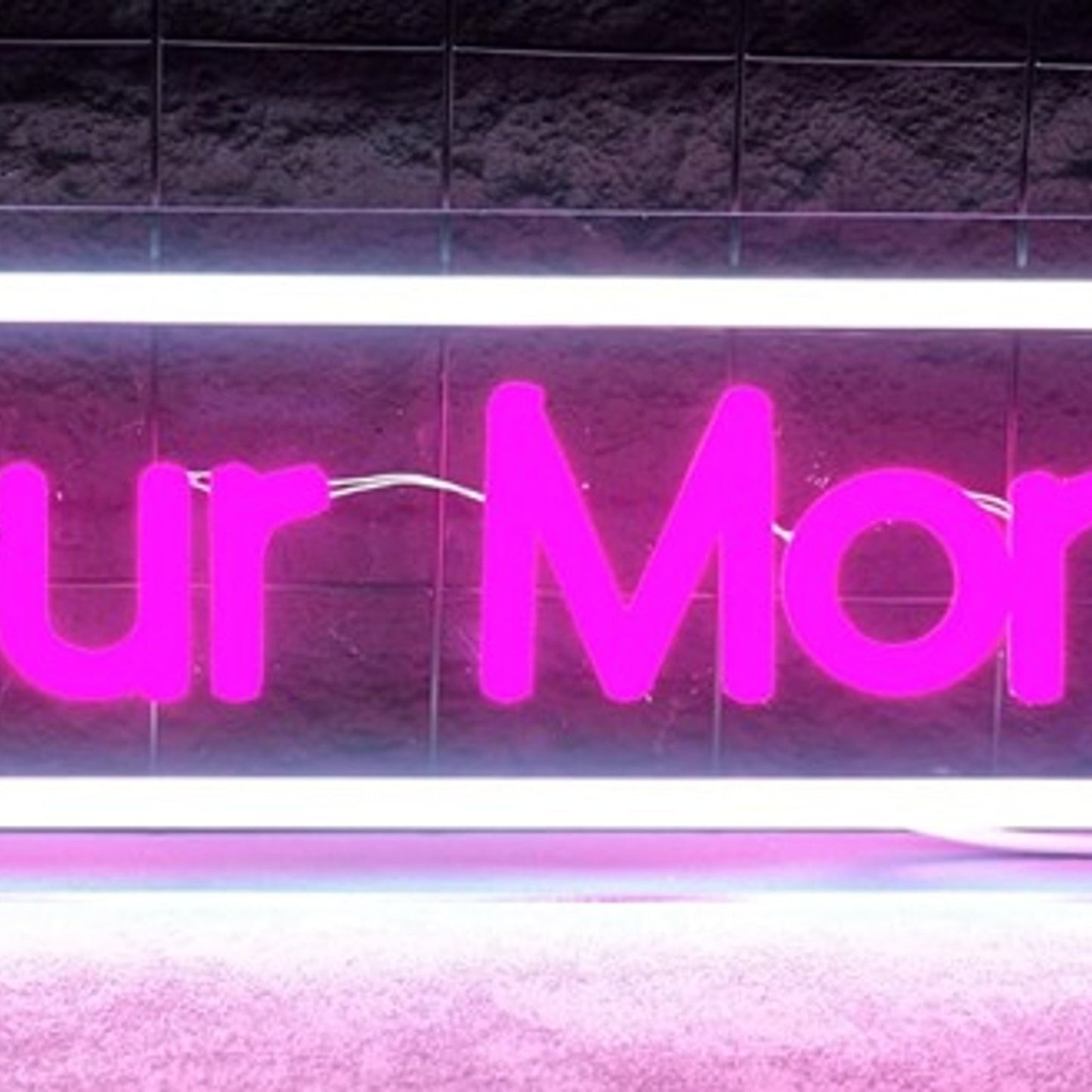 Fun Bright Pink “Your Mom’s” LED Night Light Room Wall Decoration