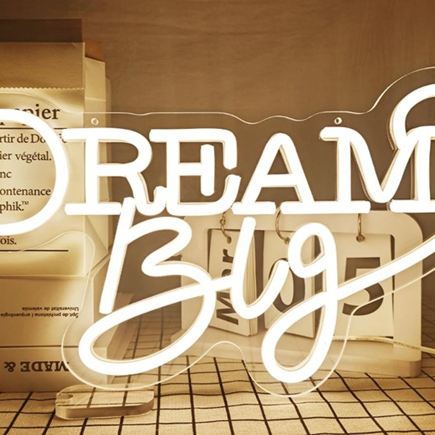 Vivid Bright White “Dream Big” LED Night Light Motivation Decoration