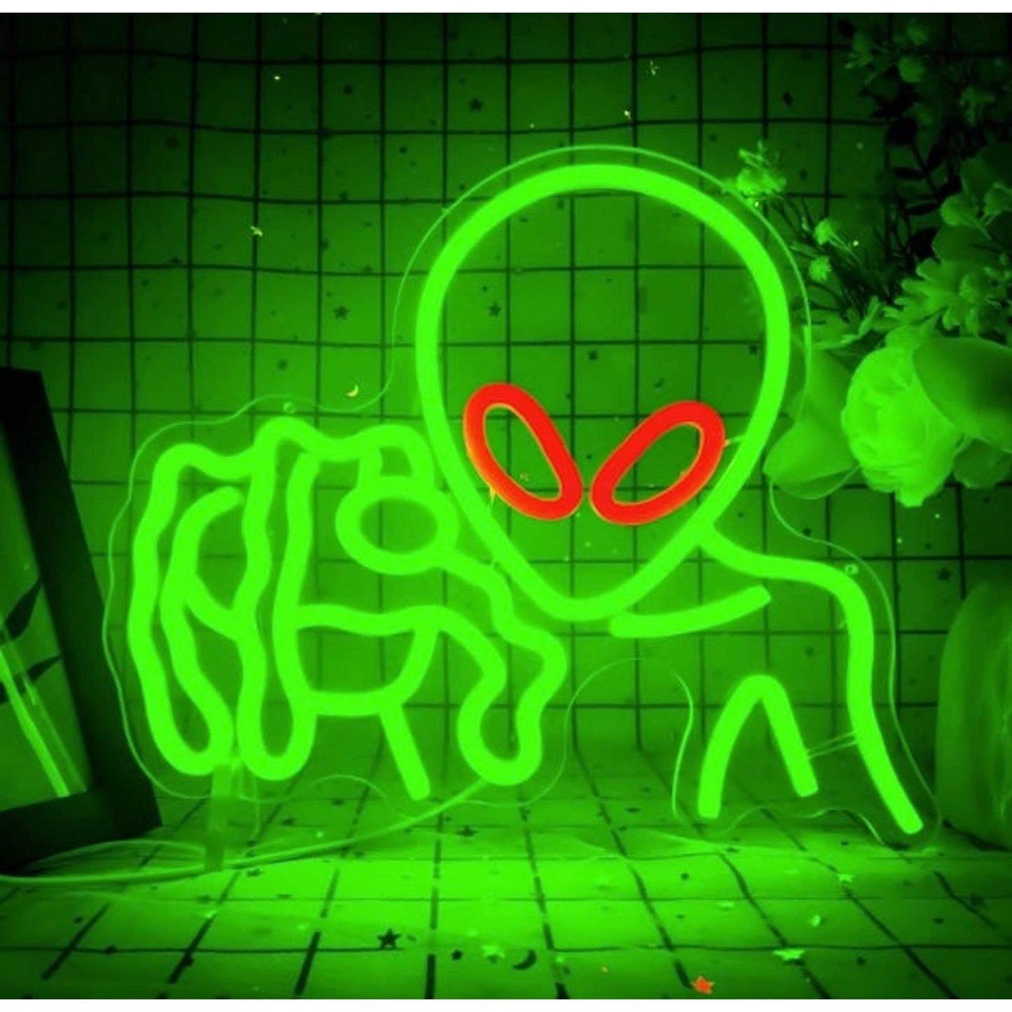 Cool Vivid Bright Green Pointing Alien LED Night Light Room Wall Decoration
