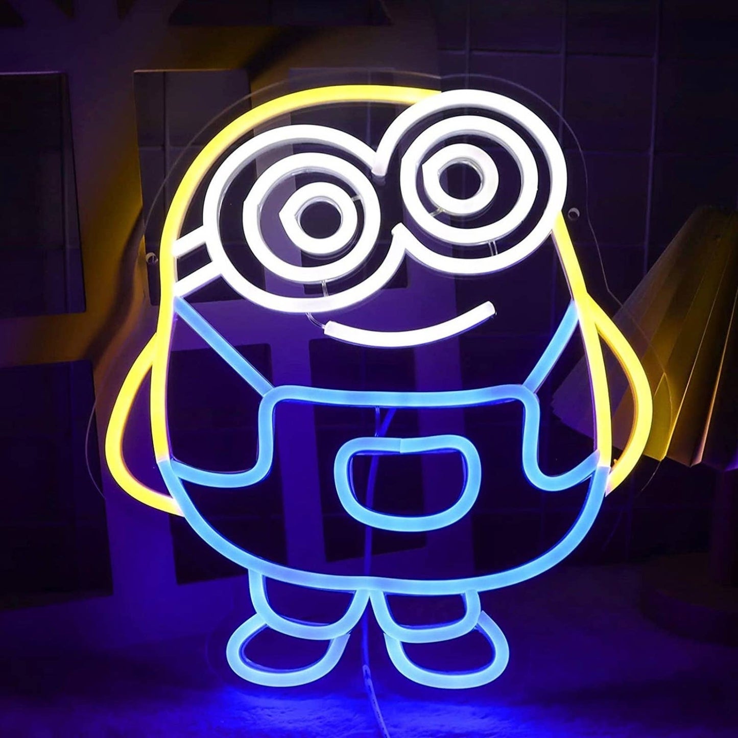 Adorable Bright Fun Minion LED Night Light Despicable ME Room Wall Decor