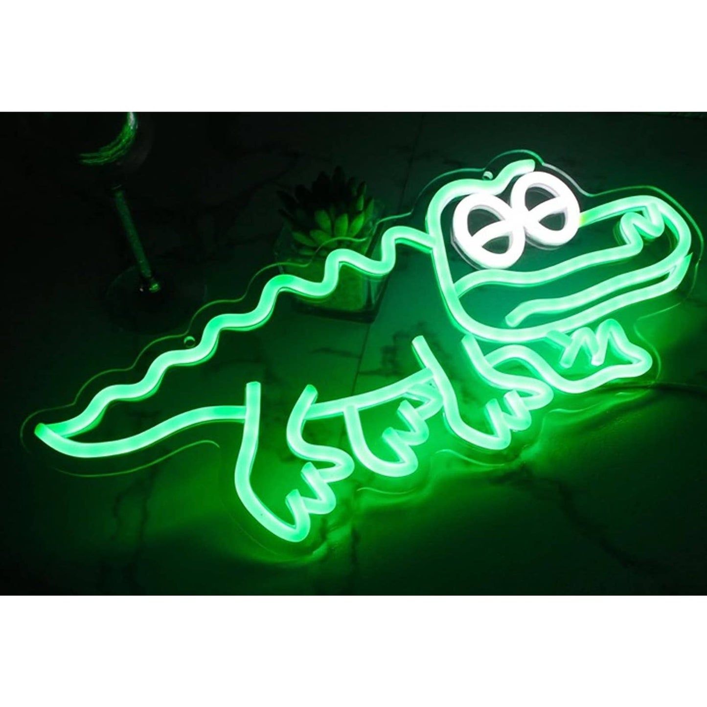 Fun Bright Green Baby Alligator LED Light Room Wall Decoration