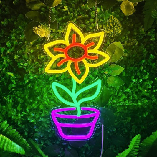 Adorable Vivid Bright Flower in a Pot LED Night Light Flora Room Wall Decor