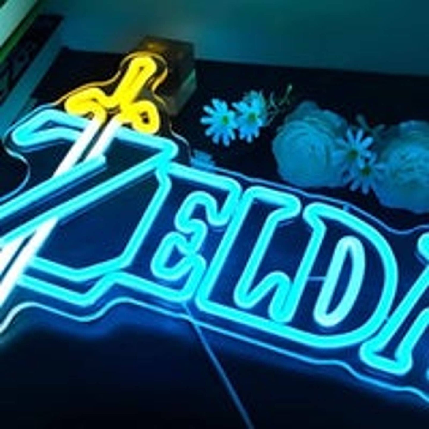 Fun Vivid Bright Blue The Legend of Zelda Master Sword LED Light Video Game Deco