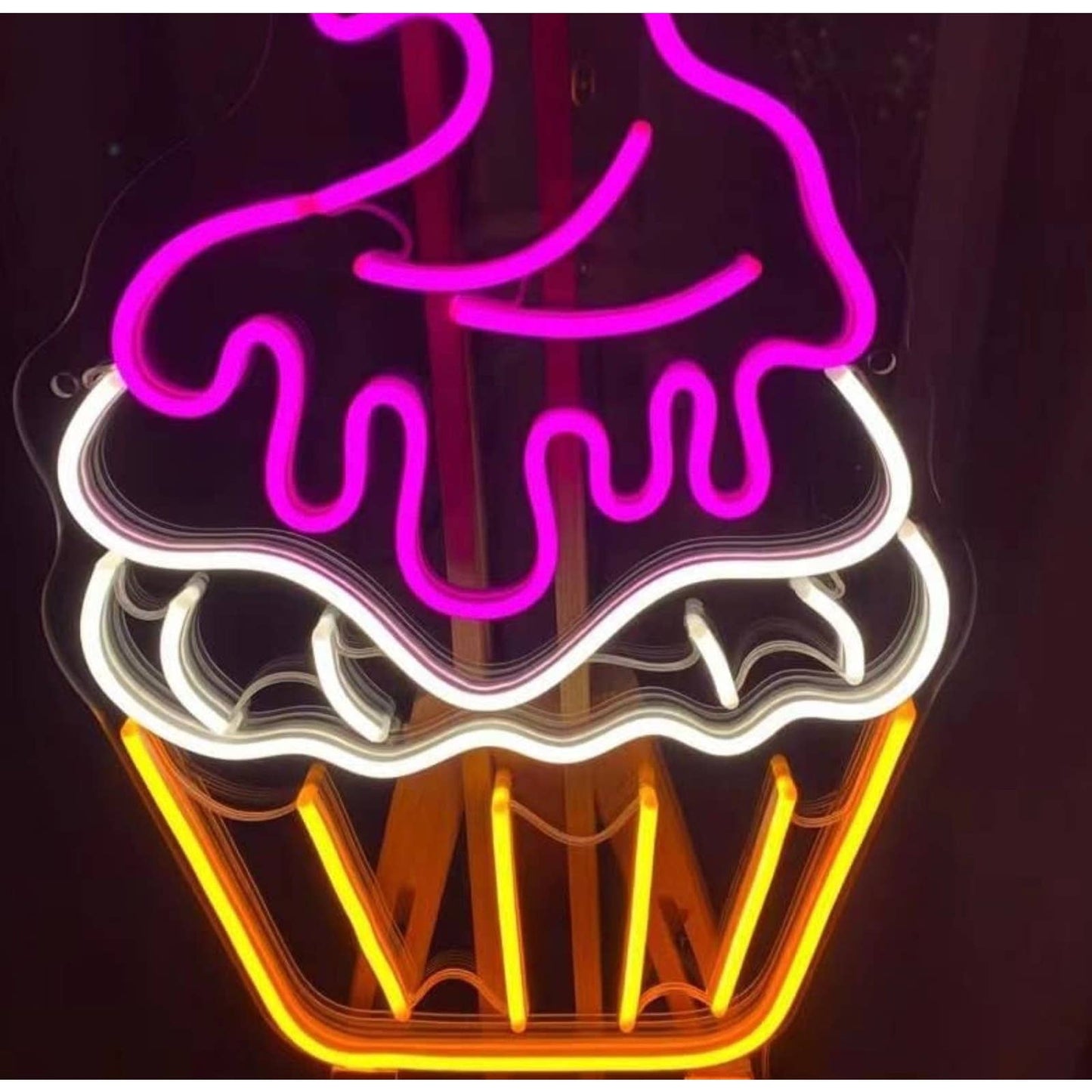Super Tasty Frosting Top Cup Cake LED Night Light Birthday Party Decor