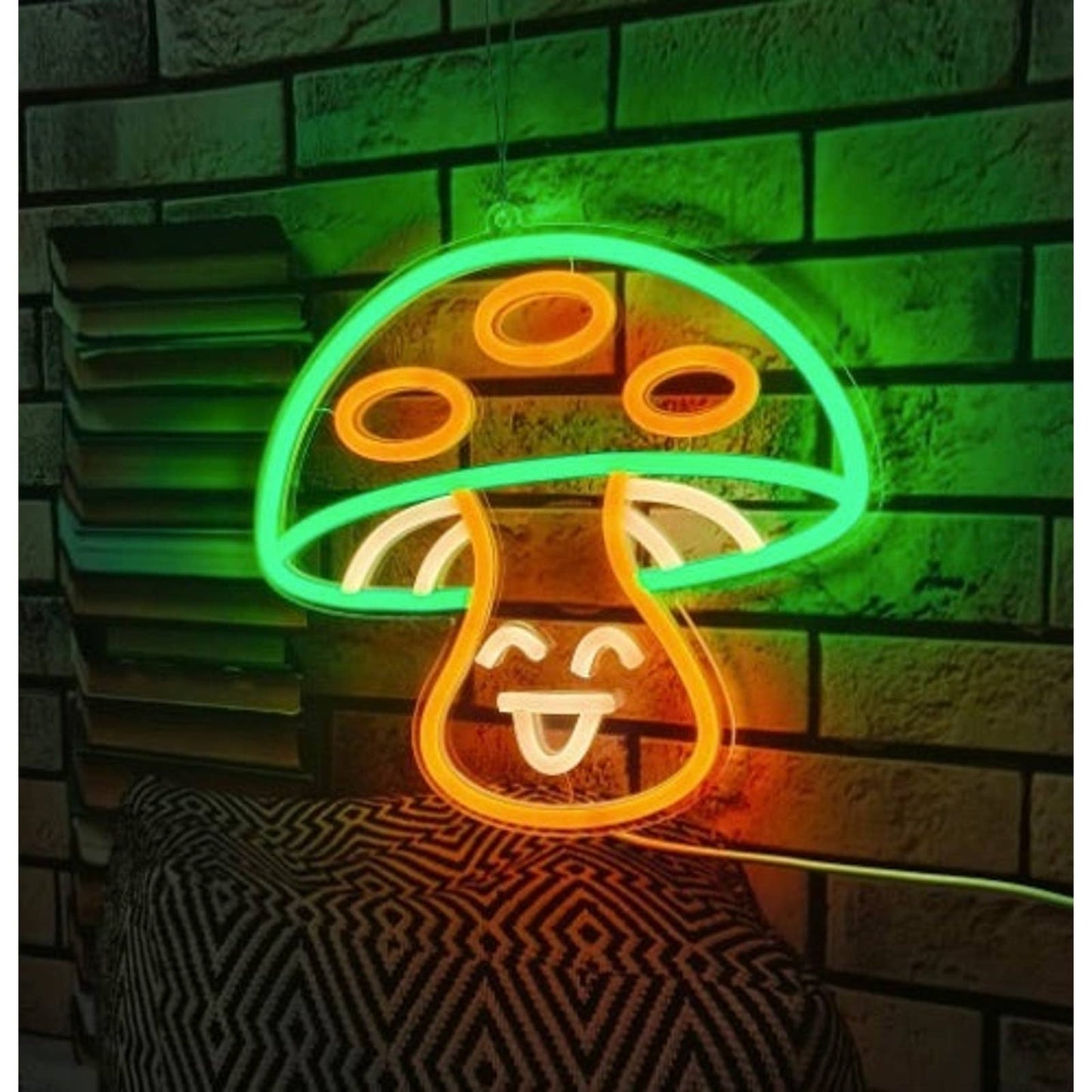 Lovely Bright Plump Happy Green Mushroom LED Night Light Rom Wall Decoration