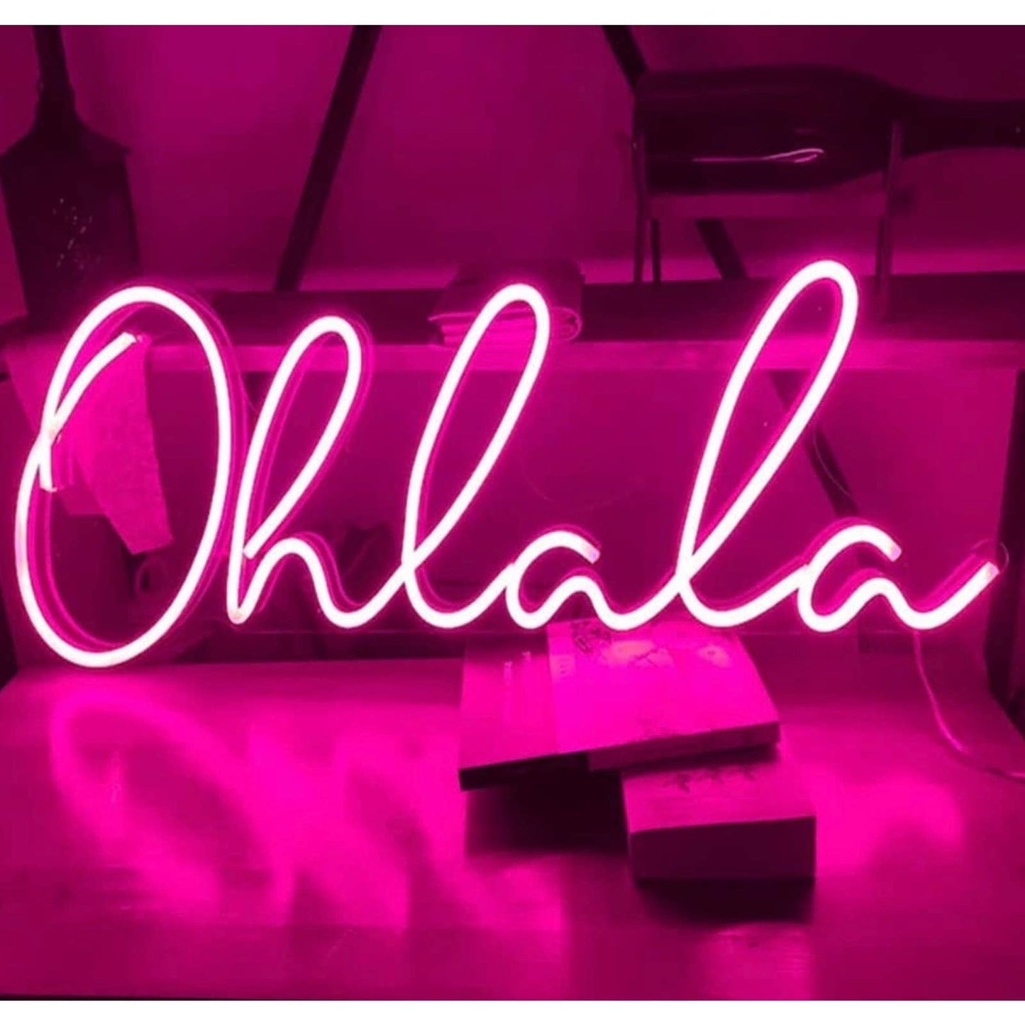 Lovely Vivid Bright Pink “Oh La La” LED Night Light Room Wall Decor