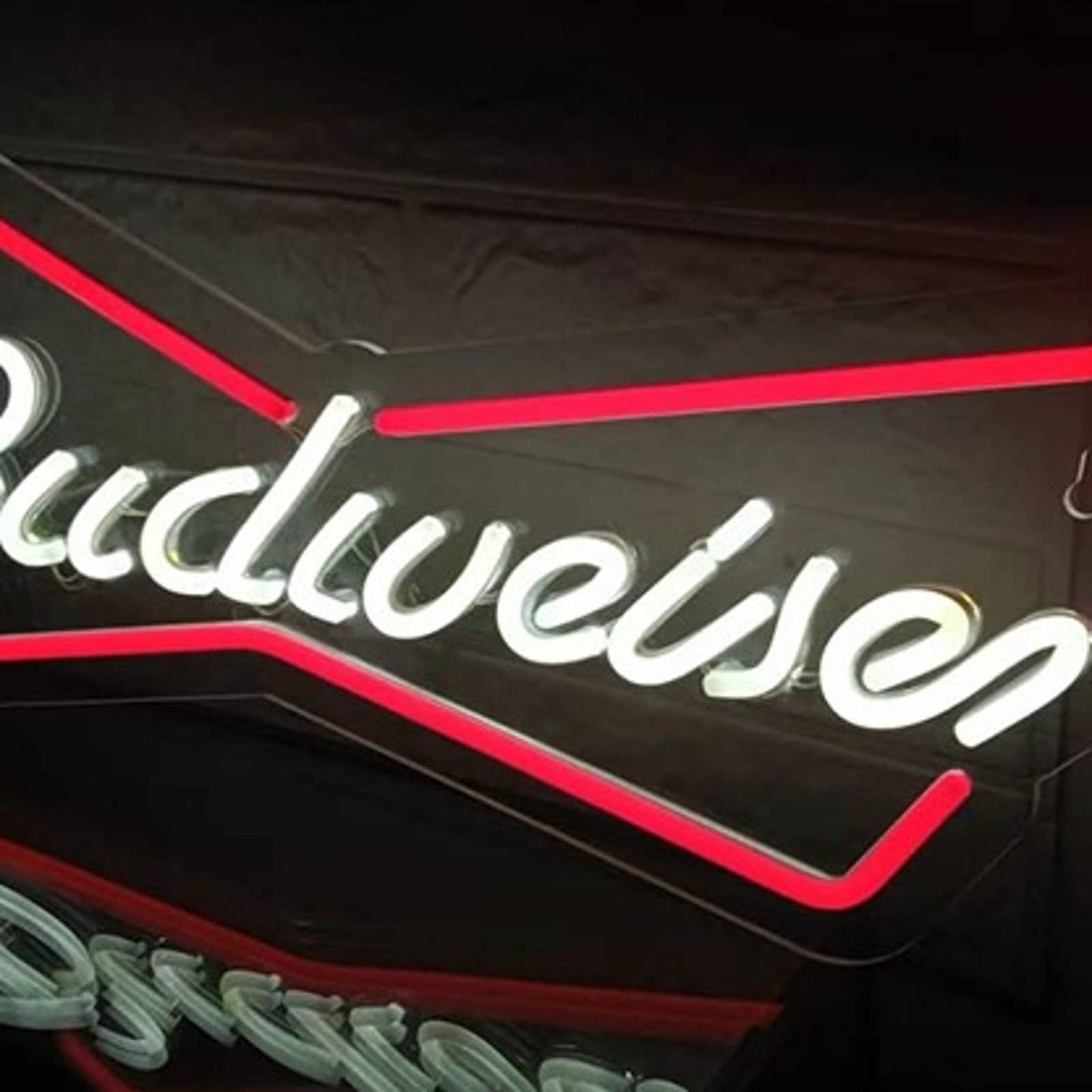 Vivid Bright Budweiser Logo LED Night Light Bar Beer Party Light Store Decor