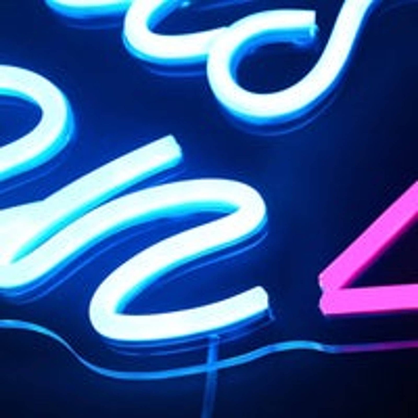 Lovely Vivid Bright “Girls Can” LED Night Light Room Wall Decoration