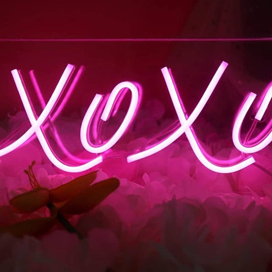 Vivid Bright Warm Pink Fancy XOXO Love LED Night Light Room Wall Decor
