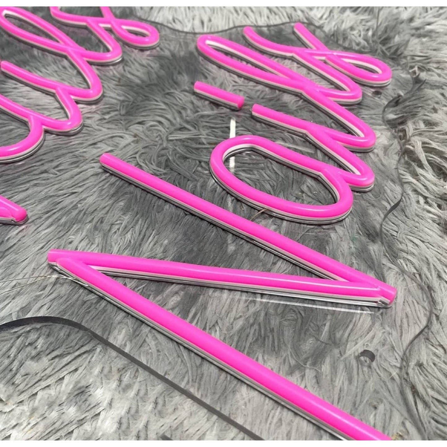 Lovely Large Bright Pink “Nails Nails Nails” LED Light Sign Room Wall Salon Deco