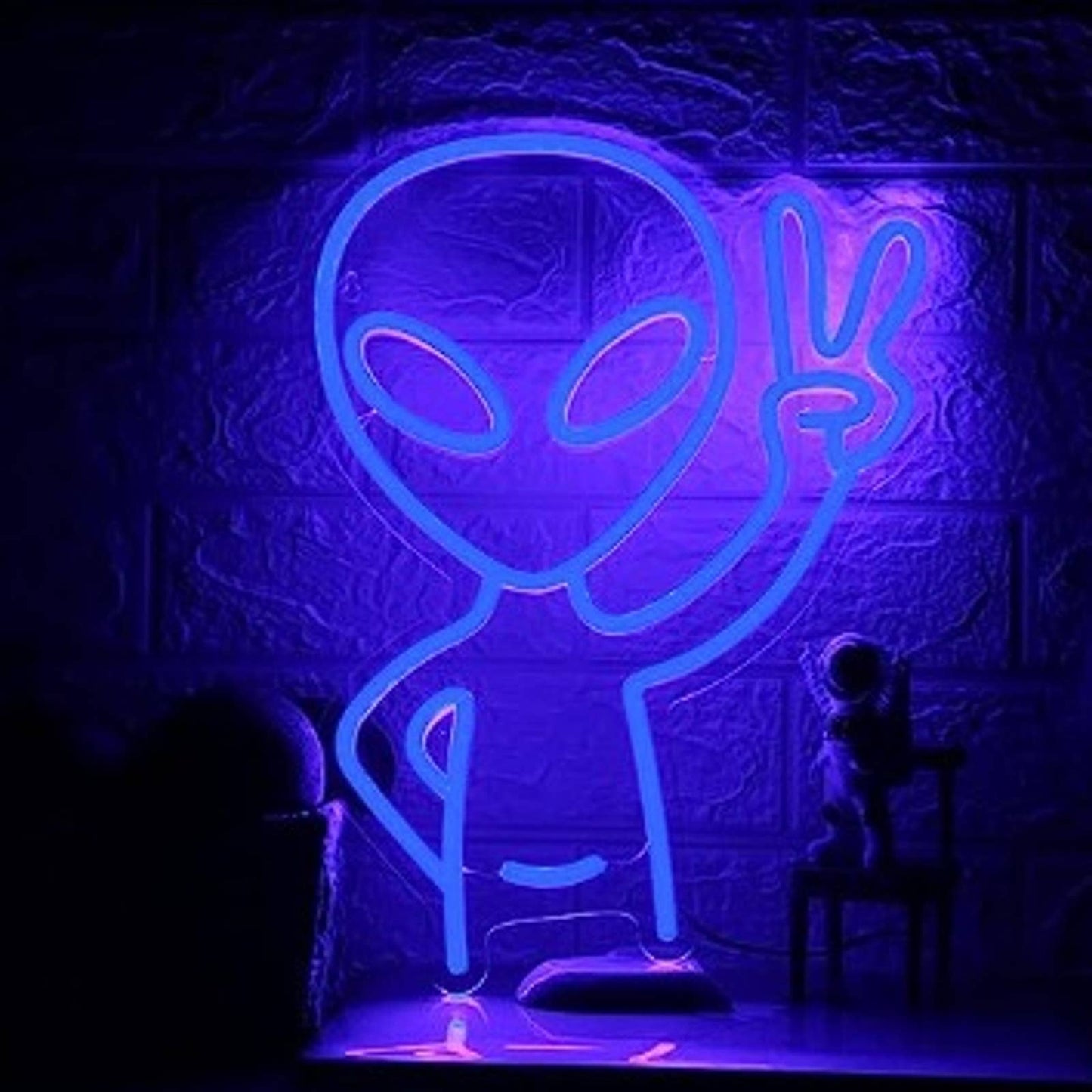 Fun Bright Blue Peaceful Alien Kid LED Night Light Room Wall Decoration