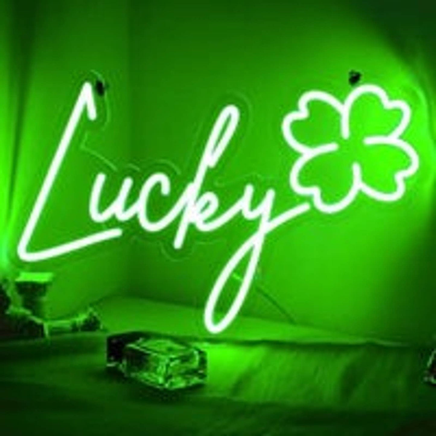 Lovely Bright Green Lucky 4 Leaf Clover LED Light Saint Patricks Day Decor