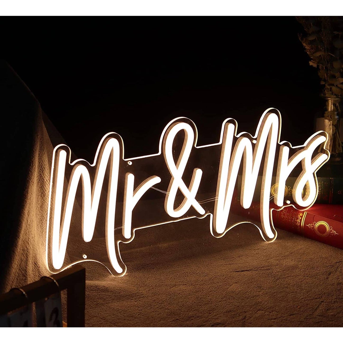 Lovely Vivid Warm White Mr. & Mrs. LED Light Wedding Celebration Decoration