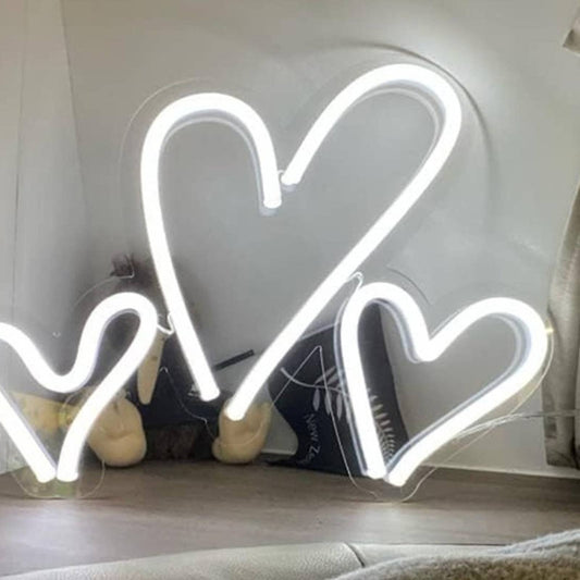 Lovely bright Tri-Heart Love LED Night Light Room Wall Decoration