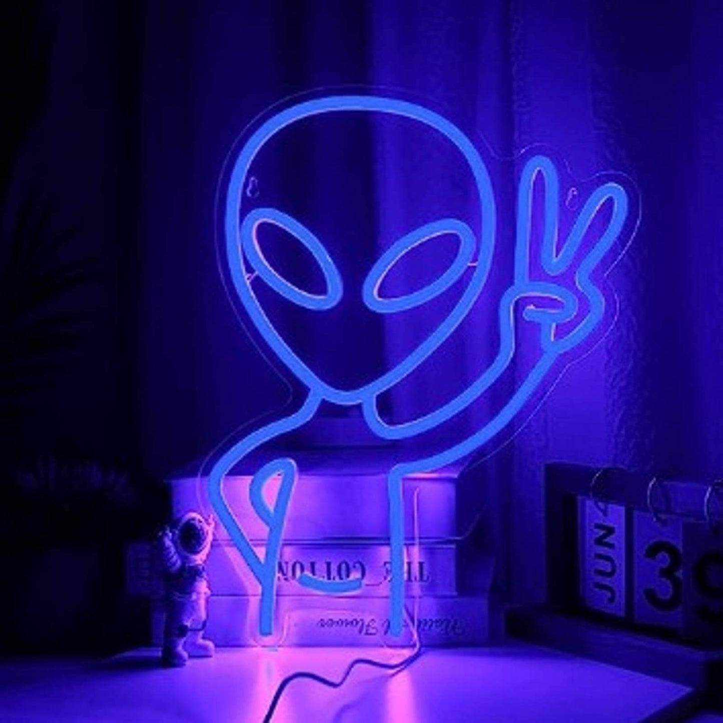 Fun Bright Blue Peaceful Alien Kid LED Night Light Room Wall Decoration